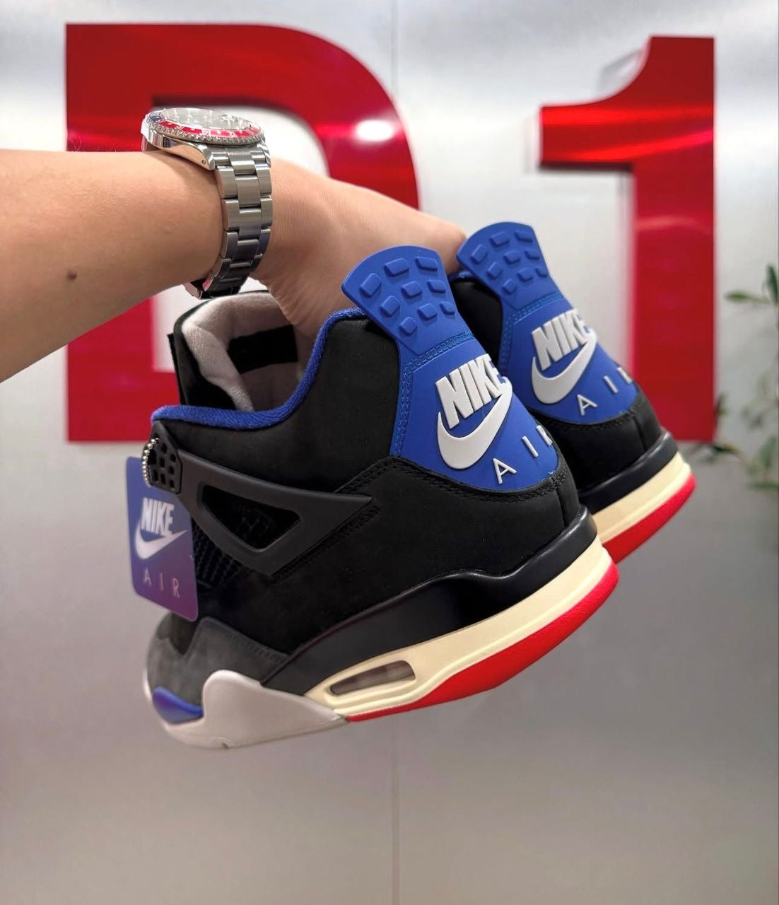 Jordan 4