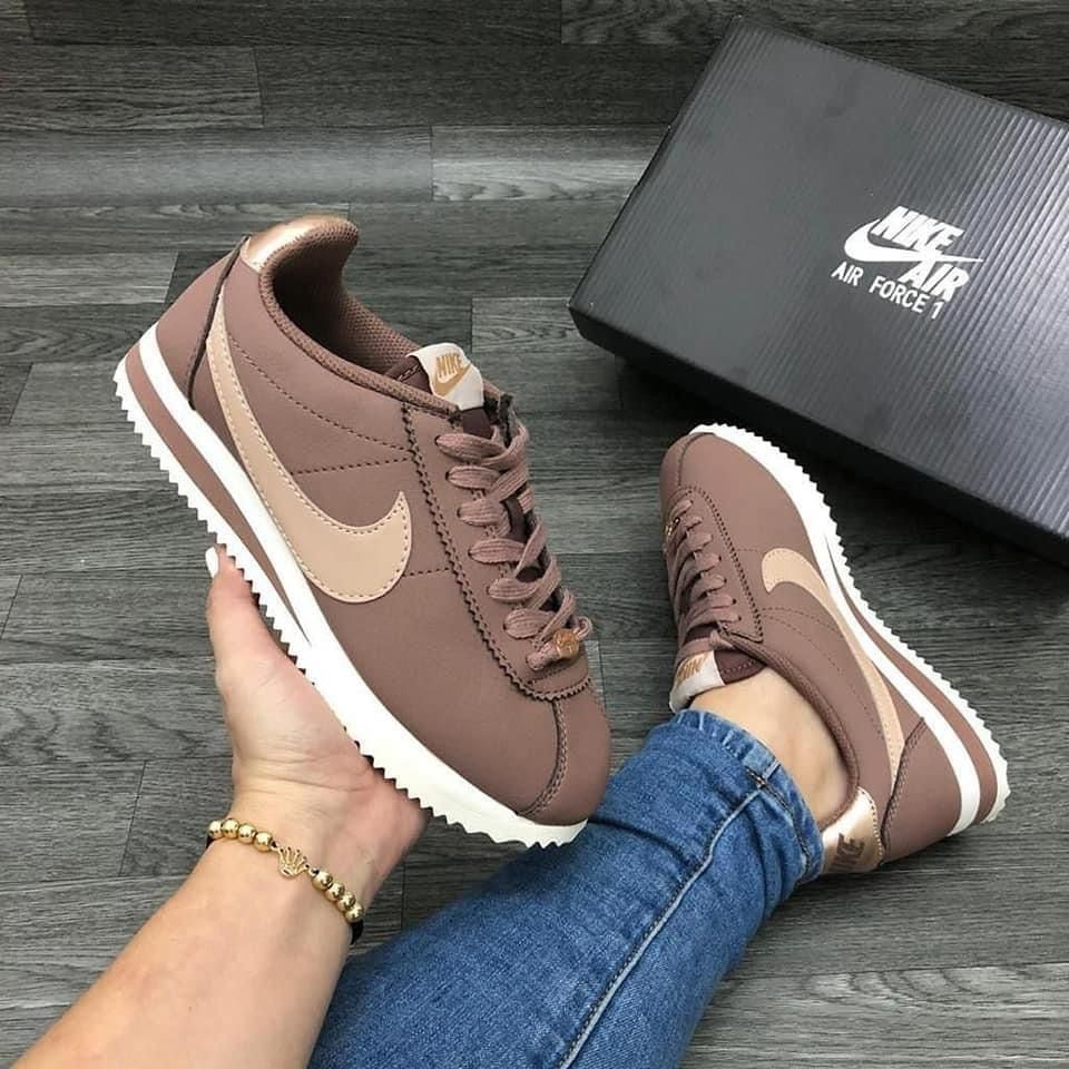 Nike Cortez