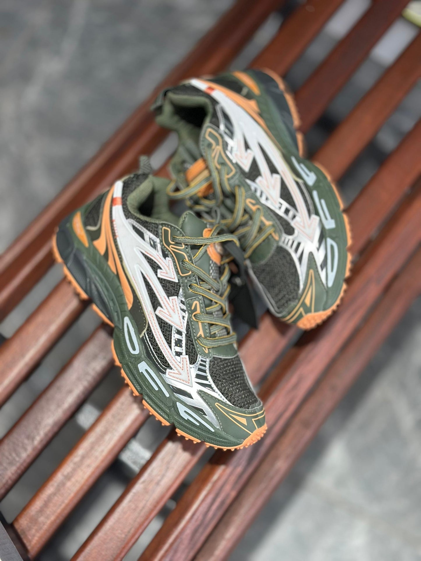 Off-white Be Right Back
