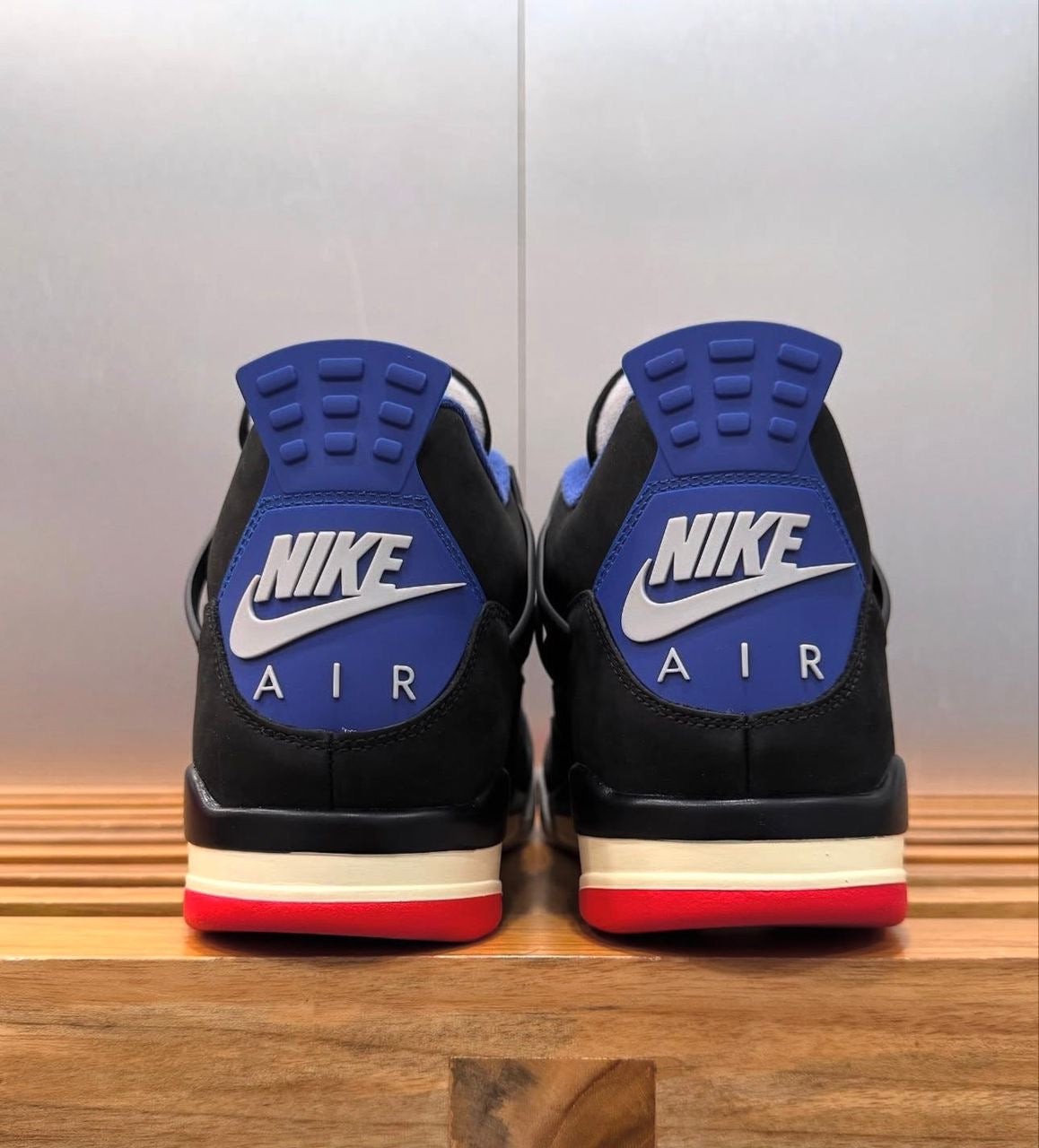 Jordan 4
