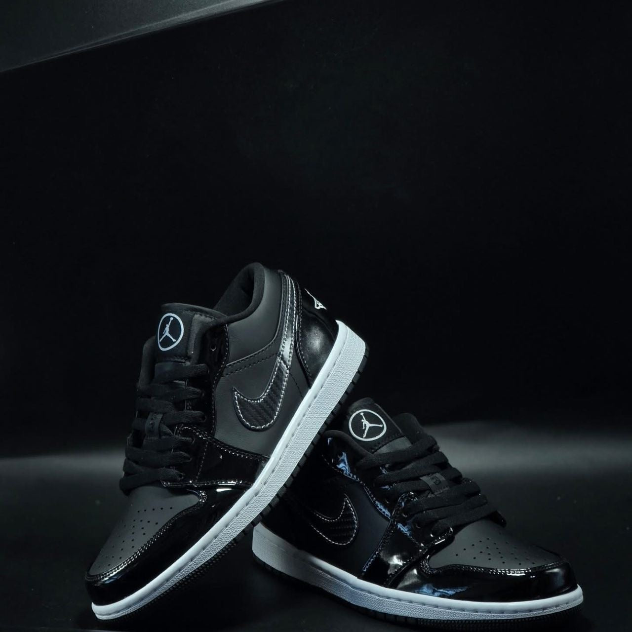 Jordan one low