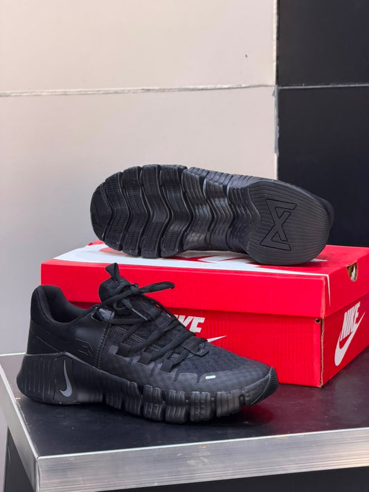 Nike frère 6